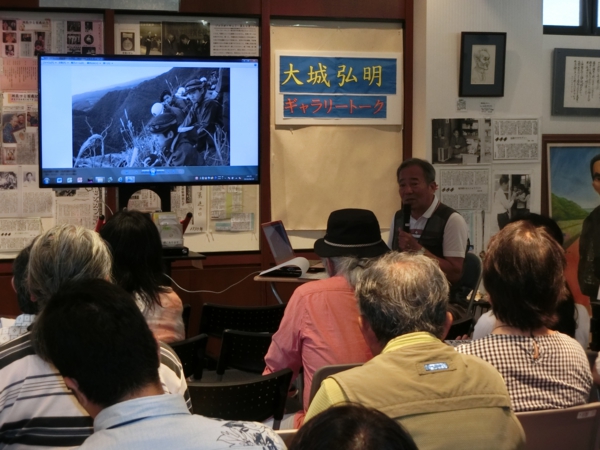 大城さんギャラリートーク (2).jpg